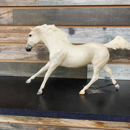 USED Breyer "AA Omner" Anglo-Arab Endurance Champion Portrait Model | #1139