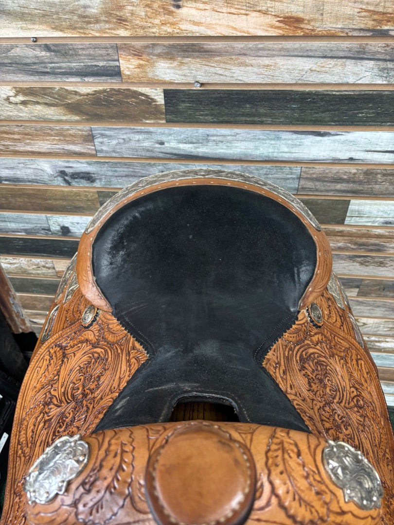 USED Silver Royal Pleasure Saddle 15.5 Light Oil