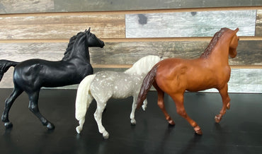 USED Breyer Black Beauty Horse Set  Black, Spotted, Red