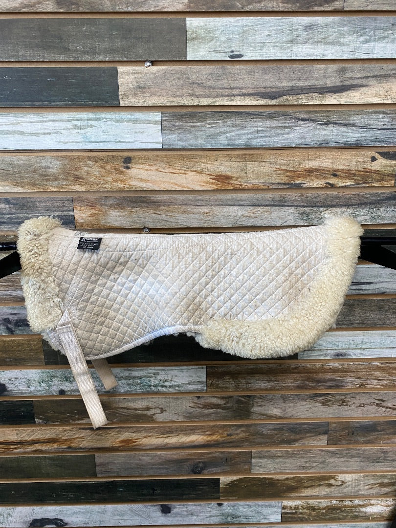 USED Roma Fleece Half Pad  White