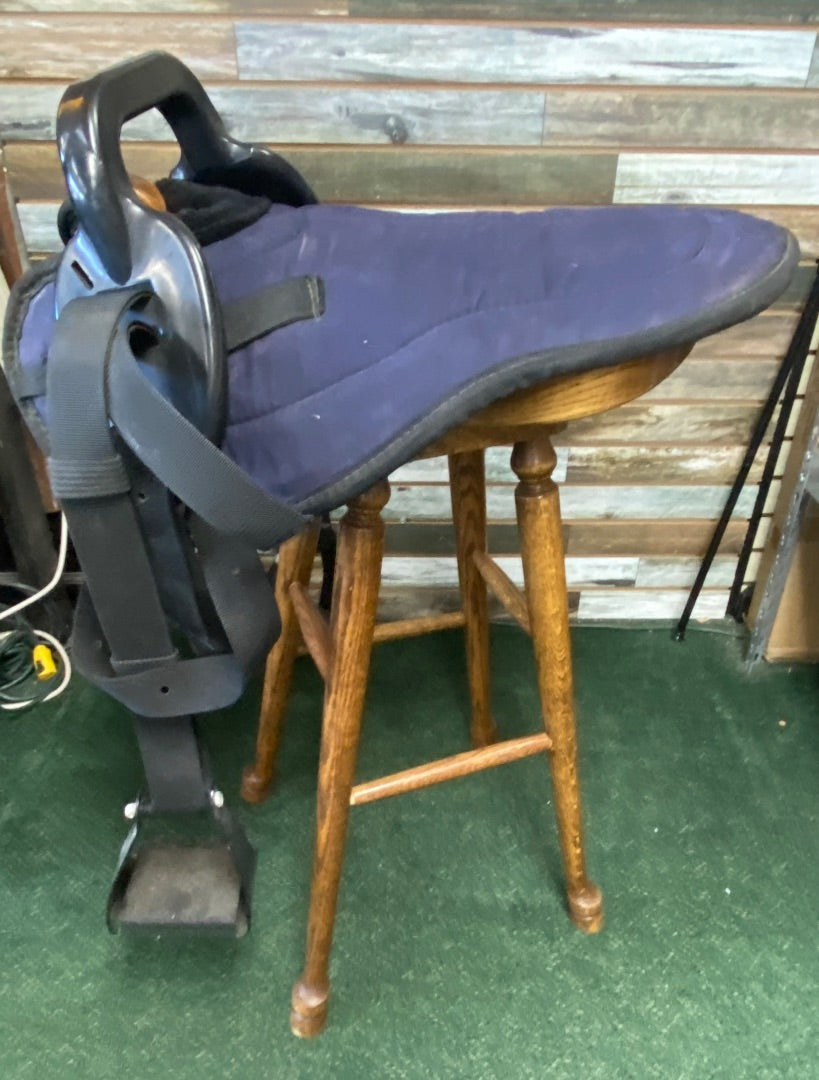 USED Colorado Saddlery Natural Ride W/ Stablizer  Navy Blue