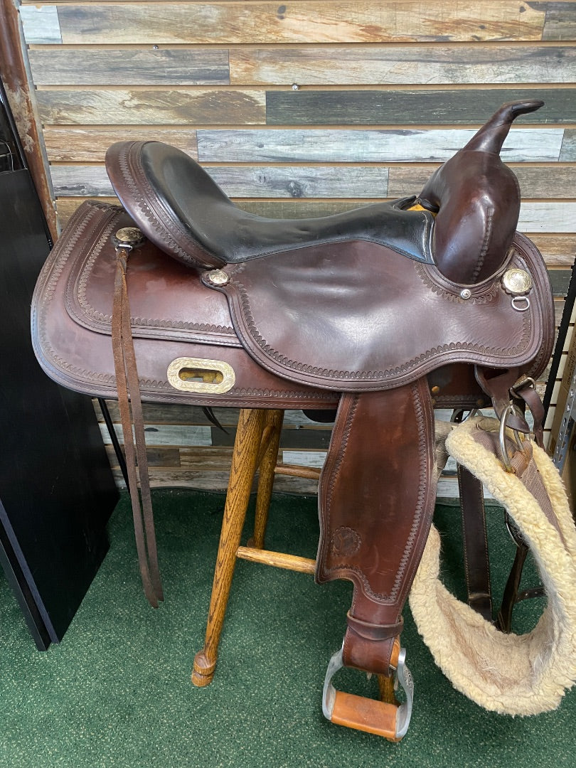 USED Circle Y Western Trail Saddle 17” Dark OIl