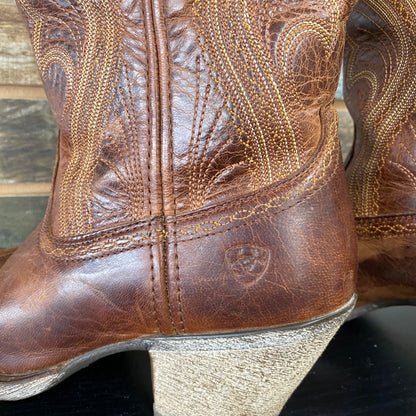USED Ariat Ladies Western Boot 8B Brown