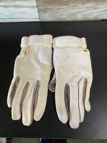 USED Neuman Ladies English Riding gloves Medium White