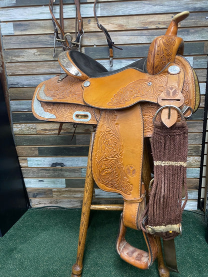 USED Circle Y Western Pleasure Saddle 15" Seat | 7.5" Gullet