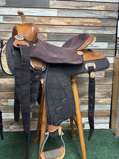 USED 17" King Series Competition All Around Saddle