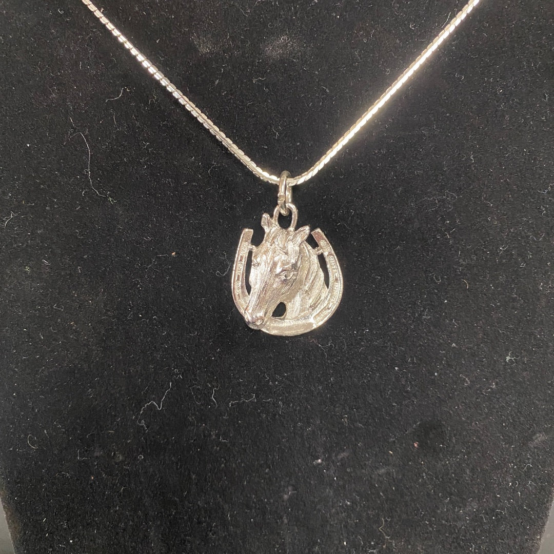USED  Horse Head Necklace Silver