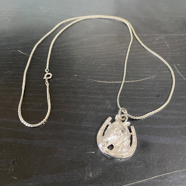 USED  Horse Head Necklace Silver