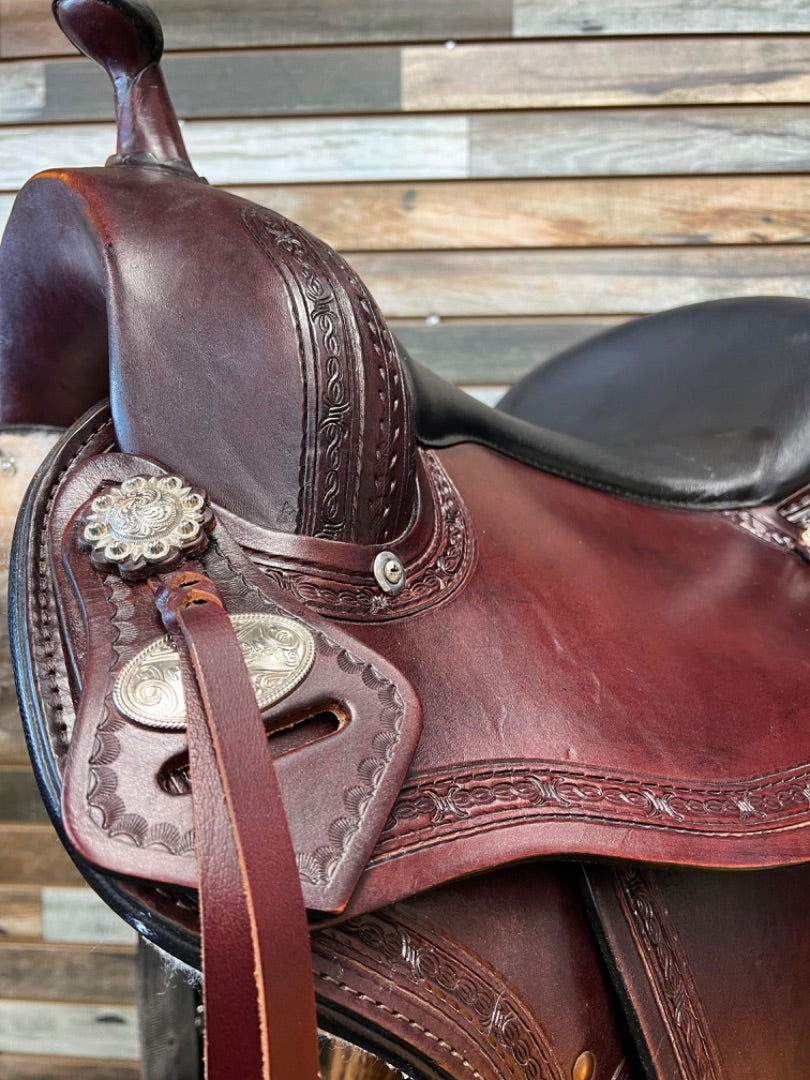 USED Hilason Gaited Flex Tree Saddle 16" Burgundy