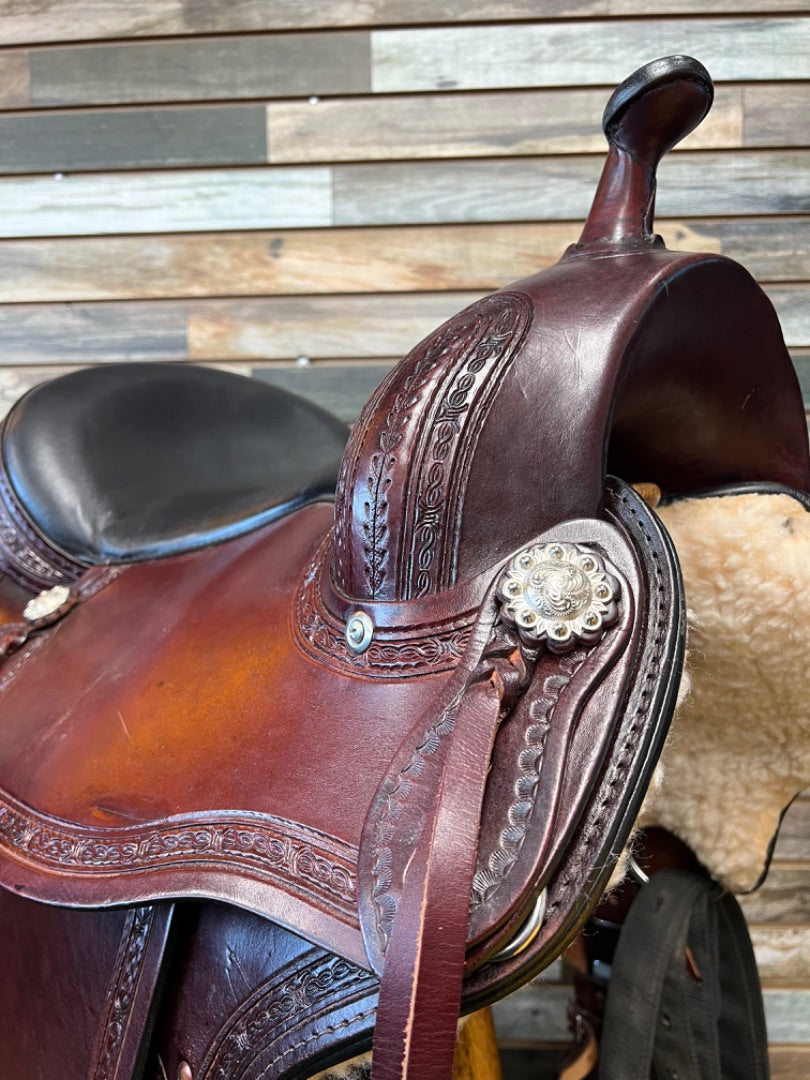 USED Hilason Gaited Flex Tree Saddle 16" Burgundy