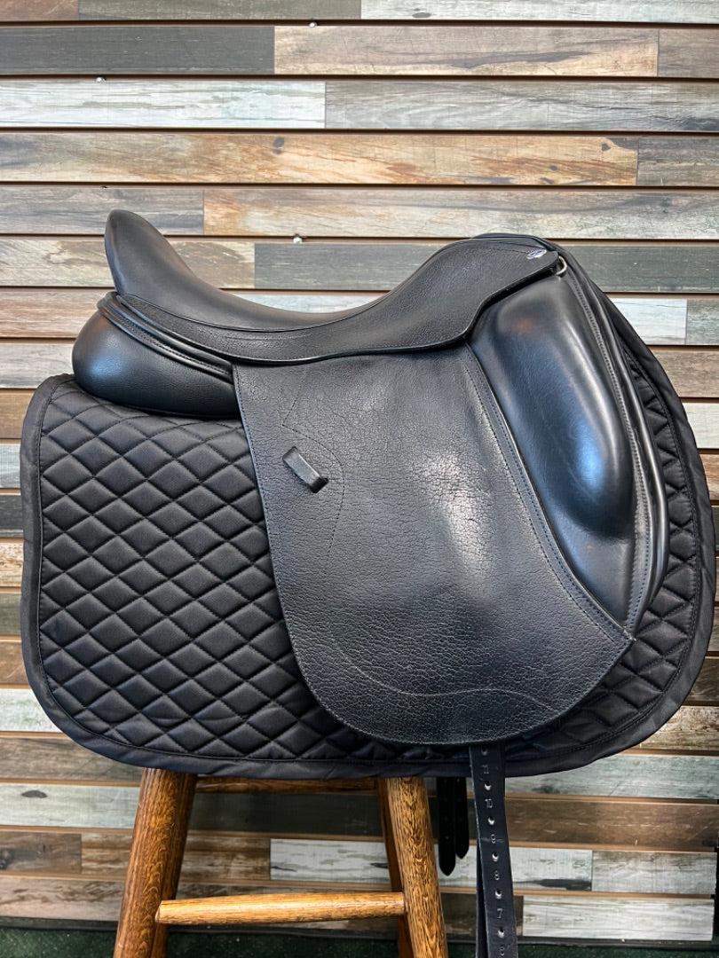 USED Ryder Panamera Dressage Saddle 18" Black