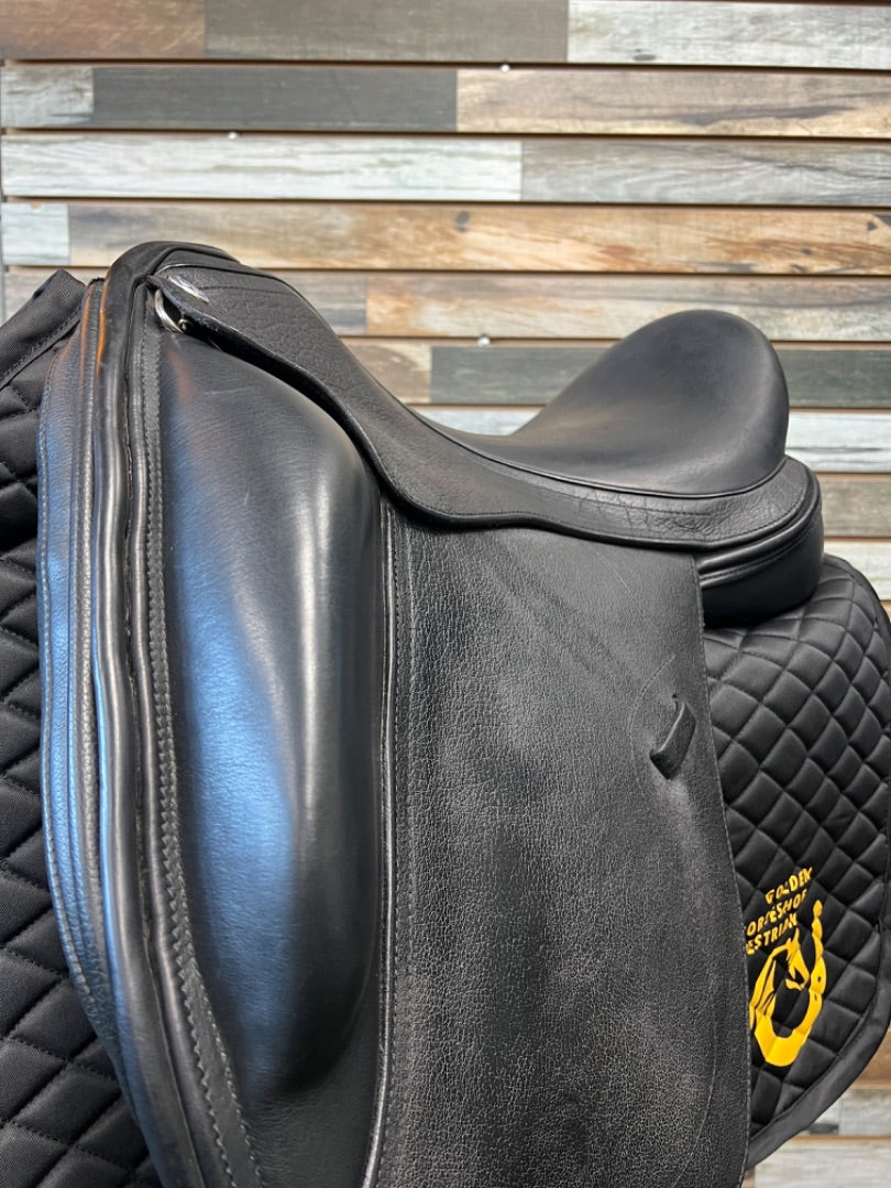 USED Ryder Panamera Dressage Saddle 18" Black