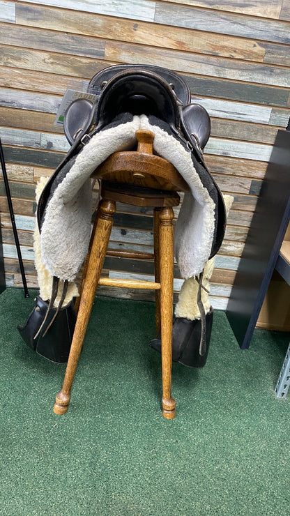 USED OrthoFlex Trail/ Endurance Saddle 15" Black