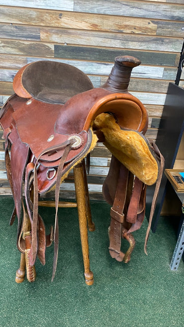 USED Buffalo Saddlery Custom Made Western Saddle 8" Gullet, 20" Seat Medium Oil Leather