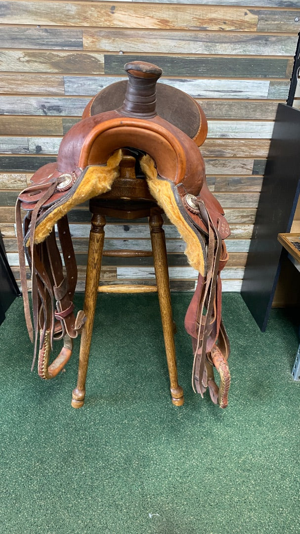 USED Buffalo Saddlery Custom Made Western Saddle 8" Gullet, 20" Seat Medium Oil Leather