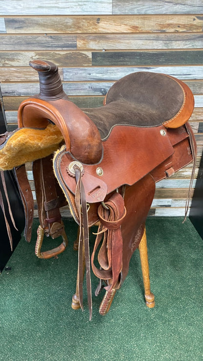 USED Buffalo Saddlery Custom Made Western Saddle 8" Gullet, 20" Seat Medium Oil Leather
