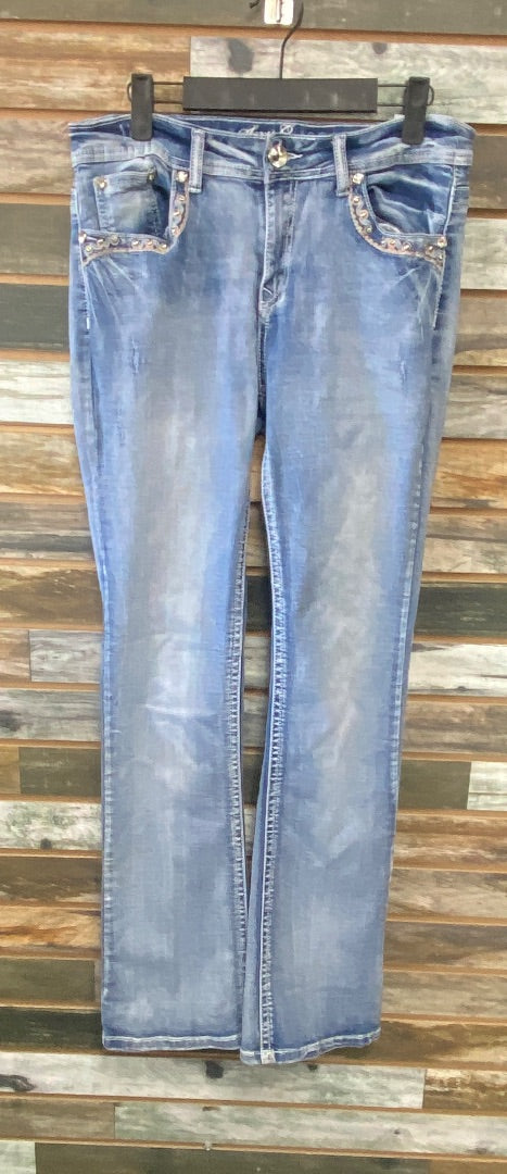 USED Sexy Couture Ladies Straight Leg Embroidered Jeans 13 Jean