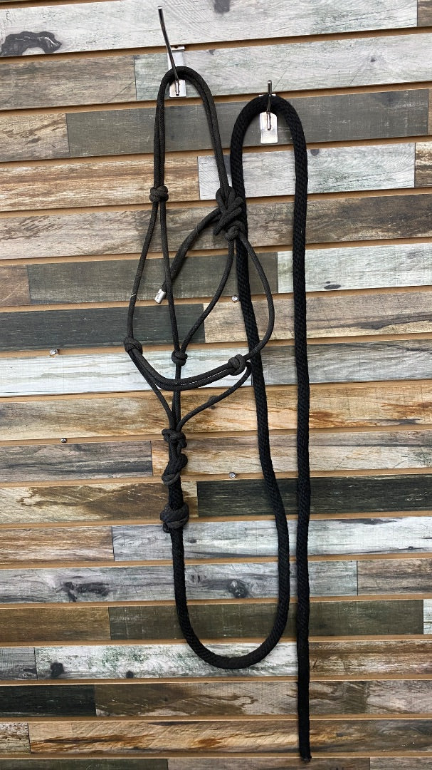 USED Professional’s Choice Rope Halter with Lead Rope Horse Black