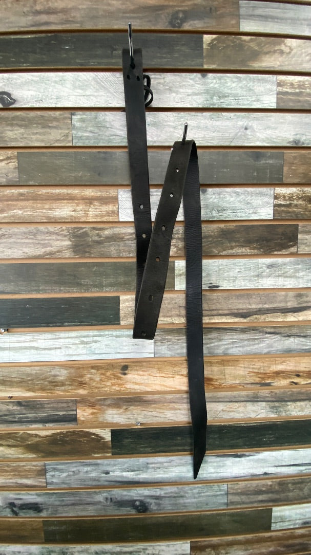 USED  Leather Latigo 70" Black