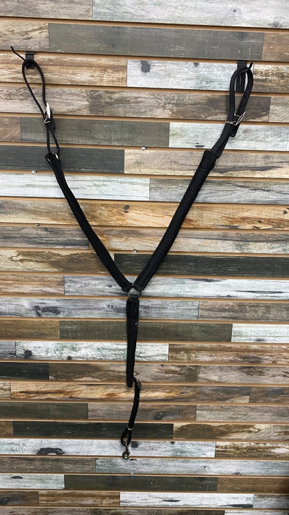 USED Weaver Western BreastCollar With Felt Horse Black