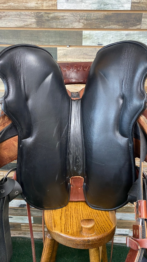 USED Big Horn Gaited Trail Saddle 16" Dark Oil