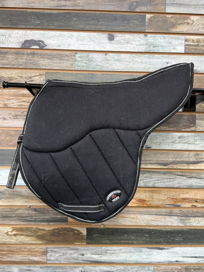 USED Challenger XC Saddle Pad Black