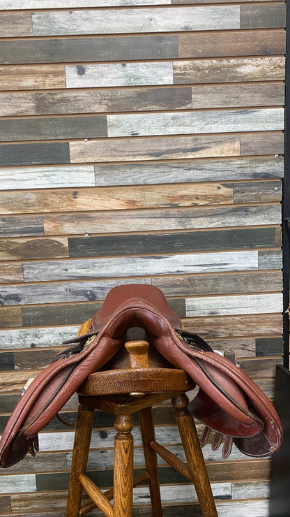 USED Kincade AP English Saddle Youth 15” Medium Oil