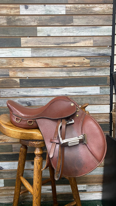 USED Kincade AP English Saddle Youth 15” Medium Oil