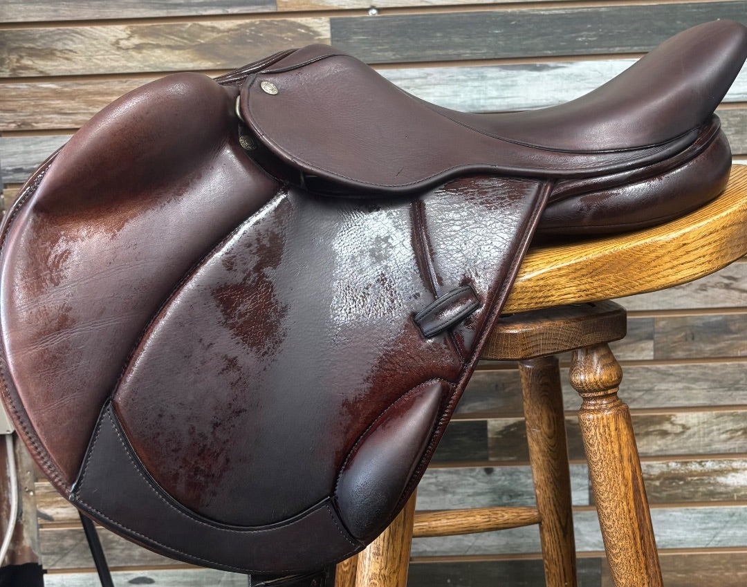 USED Dover Circut Premier Monoflap Event Saddle 17" Chocolate