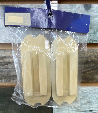 USED  Stirrup Pads 4 3/4 White