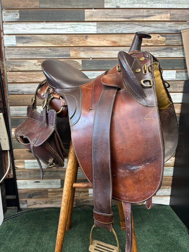 USED ROYAL PLATINUM POLEY Australian Saddle 15" Dark Oil