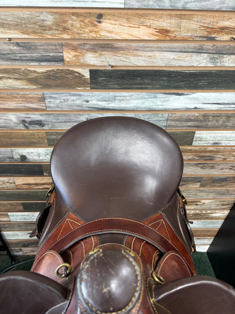 USED ROYAL PLATINUM POLEY Australian Saddle 15" Dark Oil