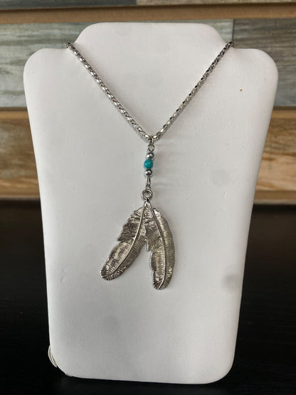 USED  Feather Necklace with Turqouise  Silver