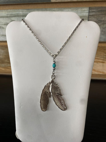 USED  Feather Necklace with Turqouise  Silver