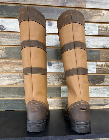 USED TuffRider Brown River Boots Water Resistant NWT 8 Brown