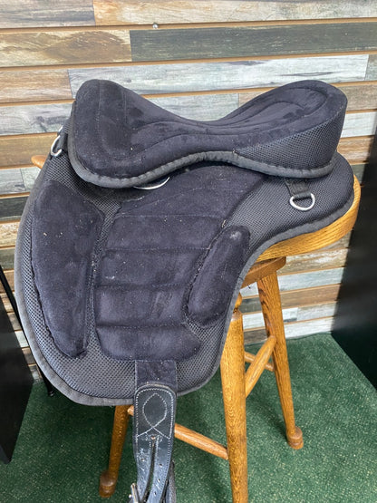 USED Thoroughbred Express Treeless English Saddle 15" Black Suede