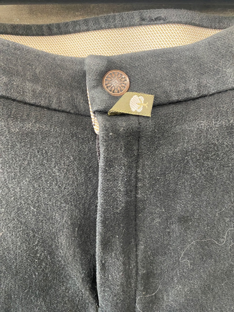 USED Devon-Aire Ladies Knee Patch Breech 32L Black