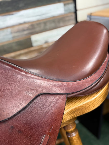 USED Black Country Quantum Jump Saddle 17" Brown