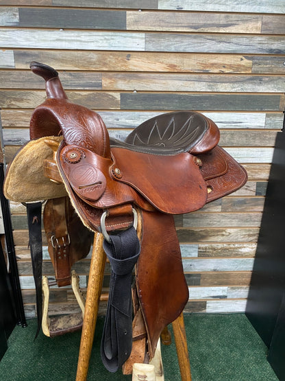 USED American Western Saddle Pleasure/Trail 16” Medium Oil