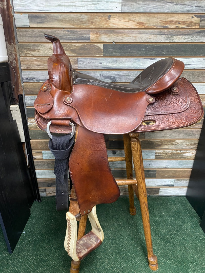 USED American Western Saddle Pleasure/Trail 16” Medium Oil