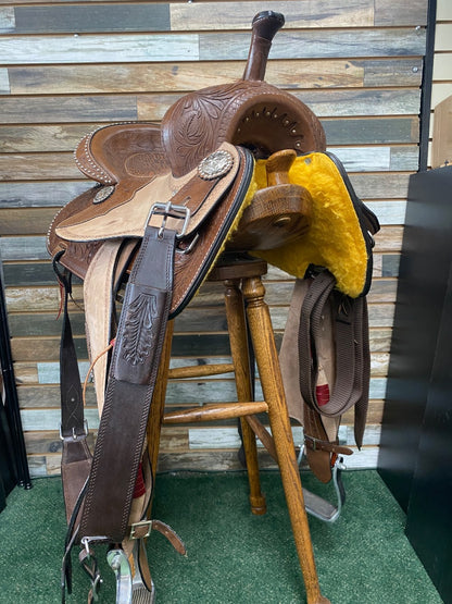 USED Circle J Barrel Saddle 15” Med Oil