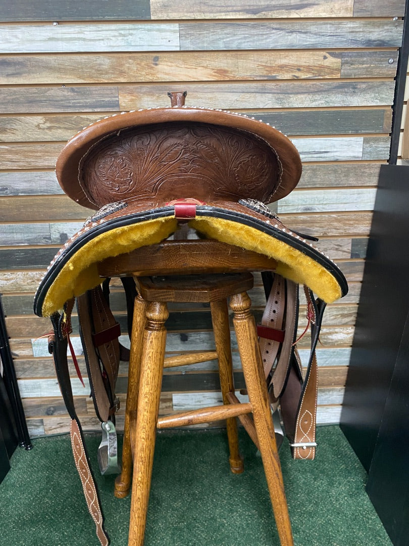 USED Circle J Barrel Saddle 15” Med Oil