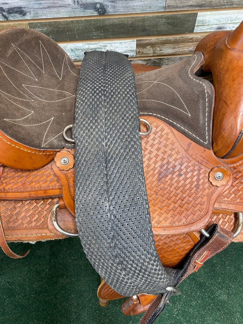 USED Golden Horseshoe Equestrian Western Saddles 16" Seat 7" Gullet Light OIl
