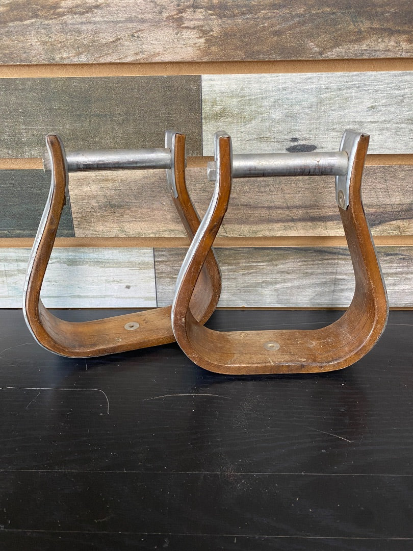 USED Golden Horseshoe Equestrian 1 3/4" Western Stirrups 1 3/4" Metal/Wood