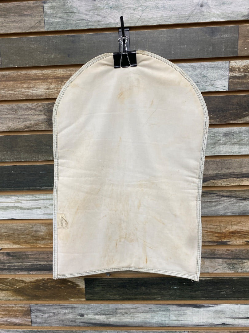 USED Ovation Gel Half Pad  White
