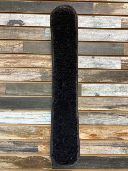 USED  Treeless English Endurance Girth 28" Black