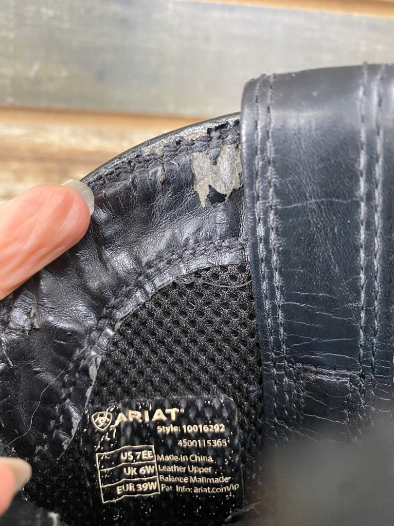 USED Ariat Cowboy Boots | Women's 9.5 or Men's 8EE