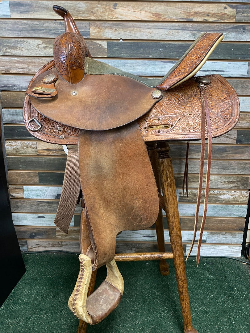 USED Circle Y Barrel Saddle 14" Seat 6.5" Gullet ultra light oil