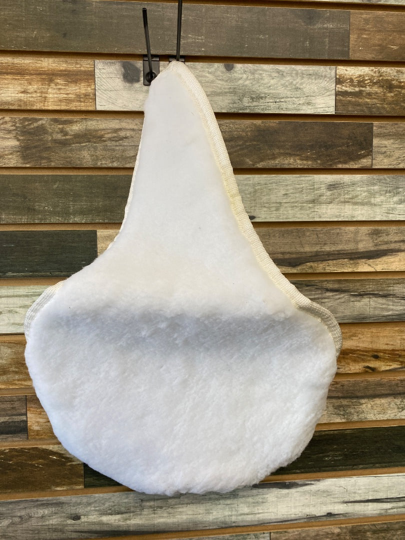 USED (NEW) English Fleece Seat Cover