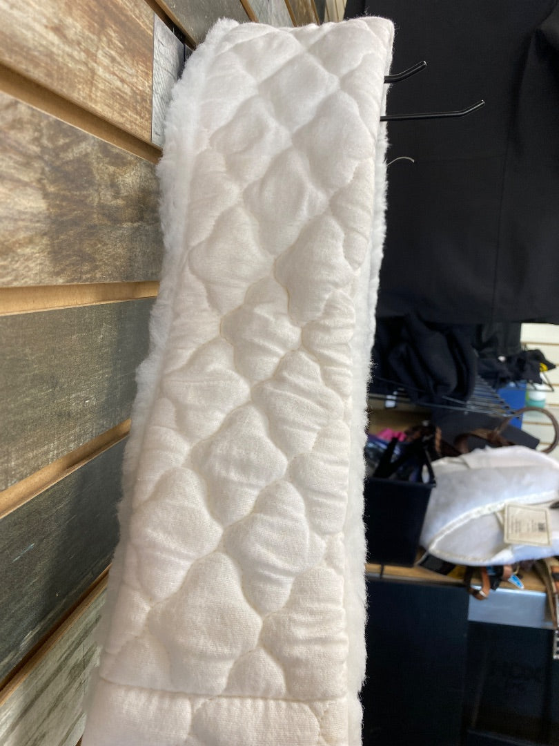 USED (NEW) Wilkers English Girth Cover 40" White